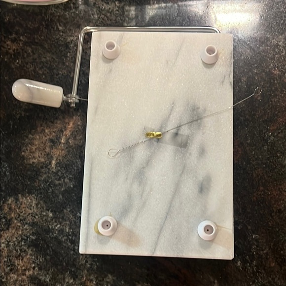 Marble Cheese Board with Wire Cutter - Picture 5 of 14